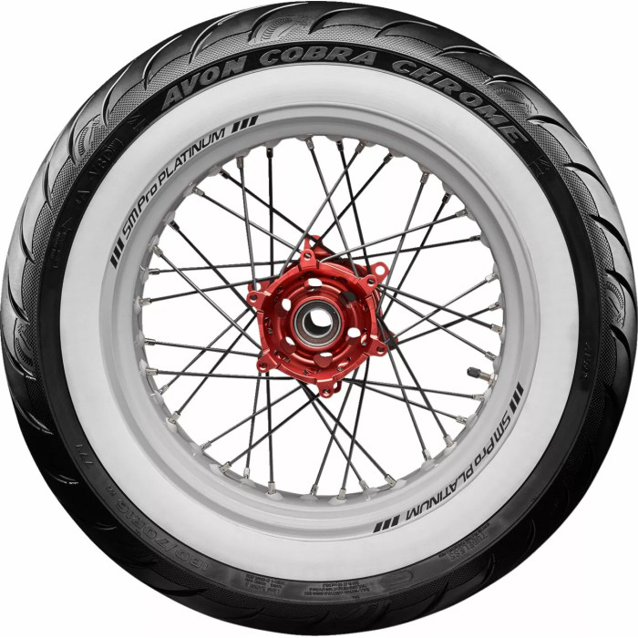 Посилена шина Cobra Chrome AV92