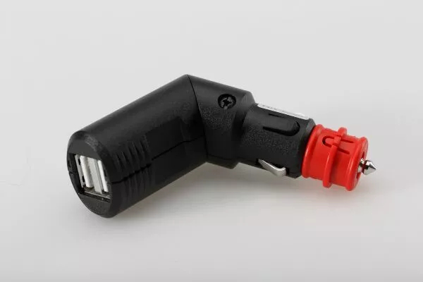 USB-розетка для подвійної зарядки з універсальною вилкою