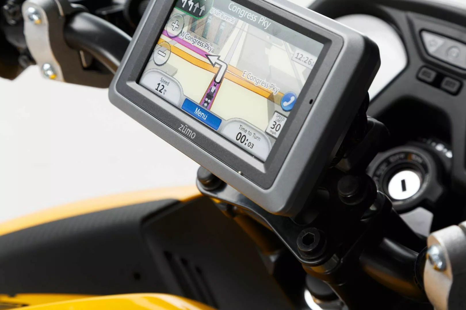 Кріплення GPS на кермо