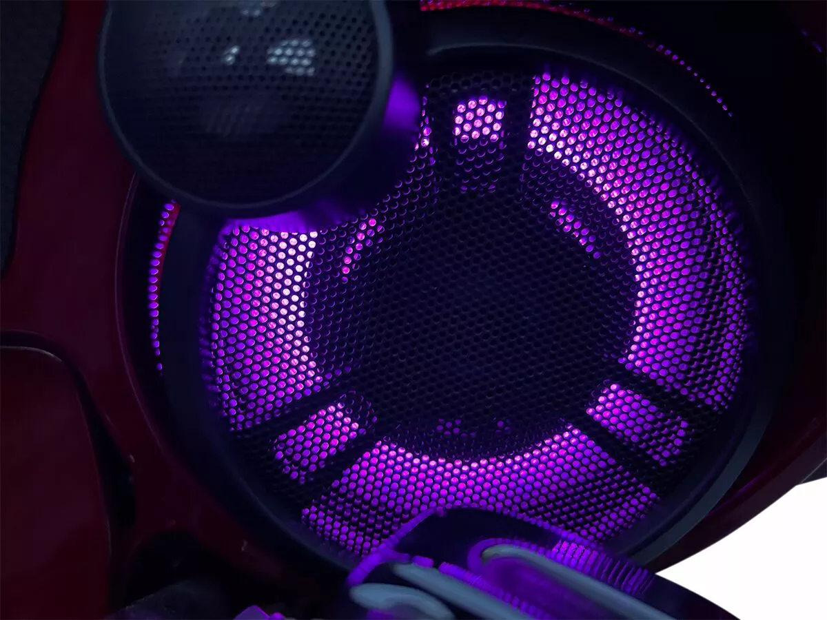Світлодіодні підсвічування динаміків ProGLOW™ для систем Boom!™ Audio Stage II