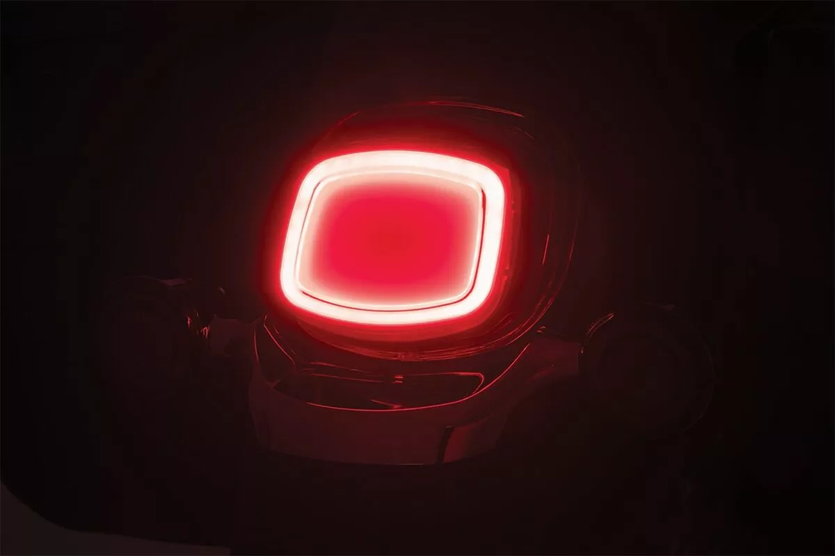 Задні ліхтарі Tracer LED