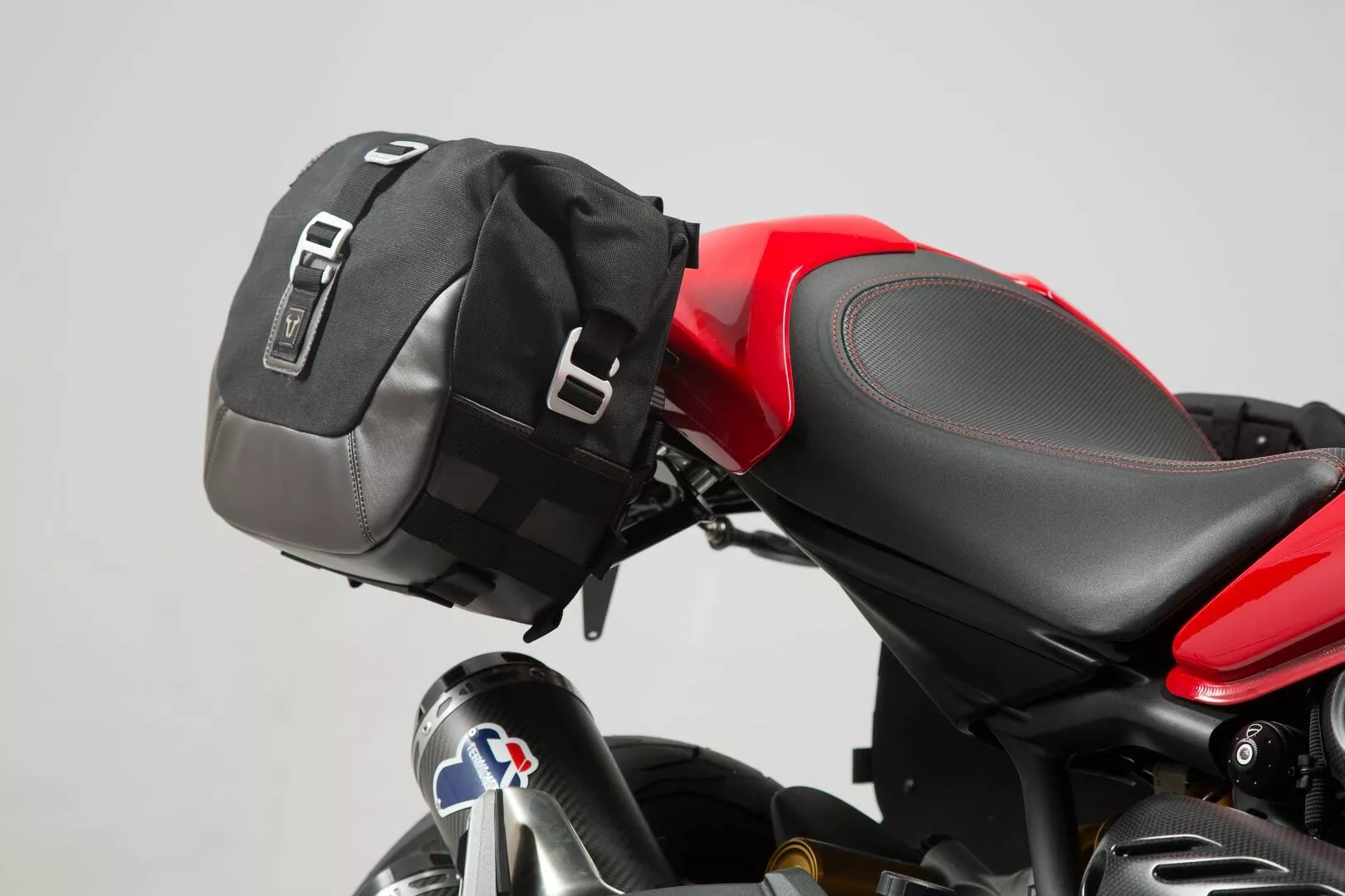 Legend Side Bag System LC