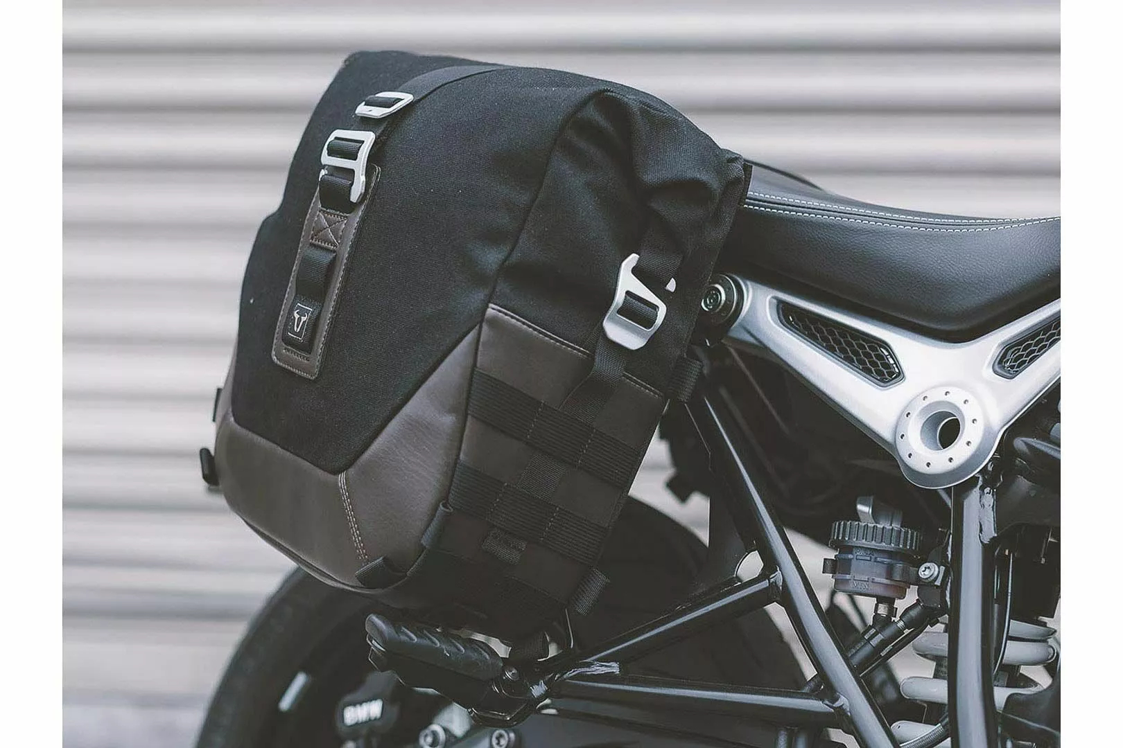 Legend Side Bag System LC