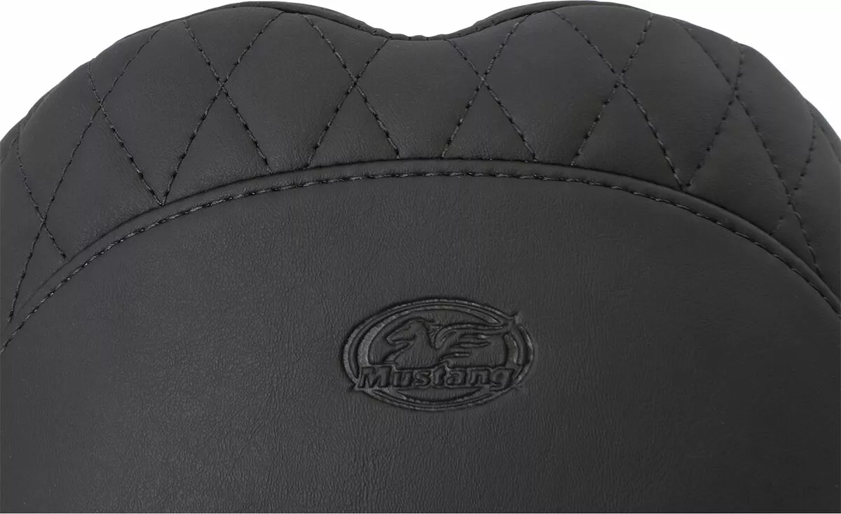 Сидіння Tripper Fastback™ для танка Yaffe