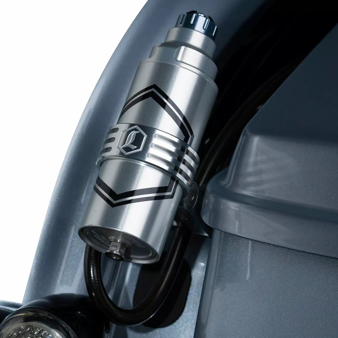 Зовнішні кріплення REVO ARC Billet Remote Reservoir