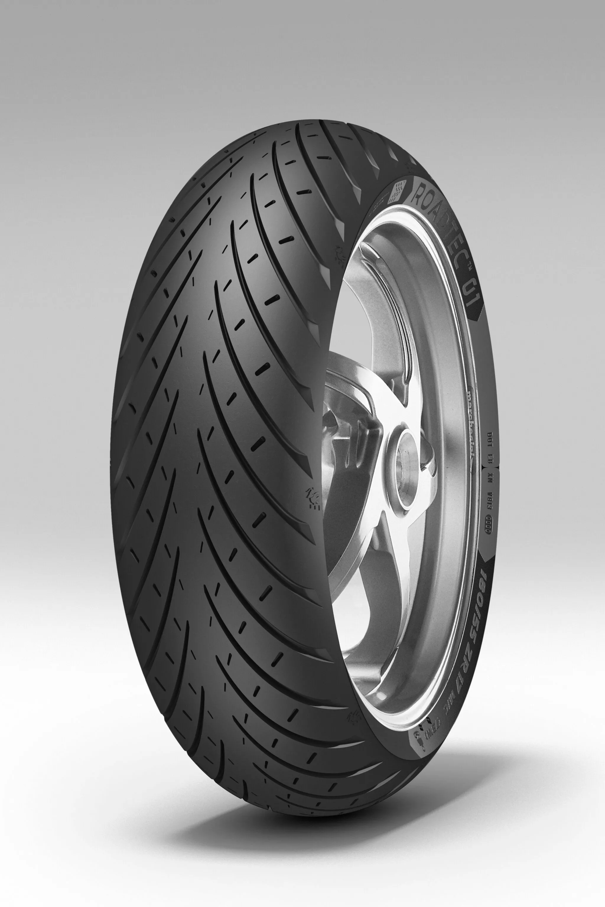 Шина Roadtec 01