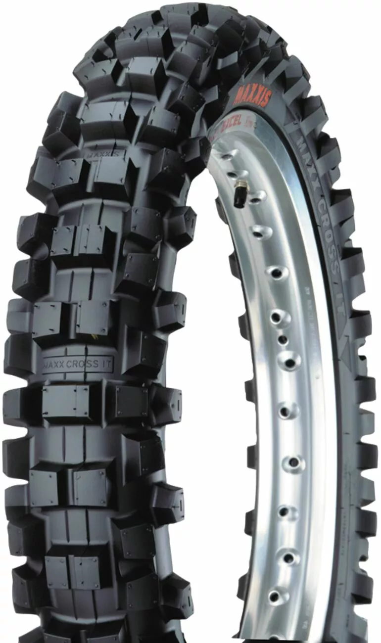 Шина Maxxcross IT M7305